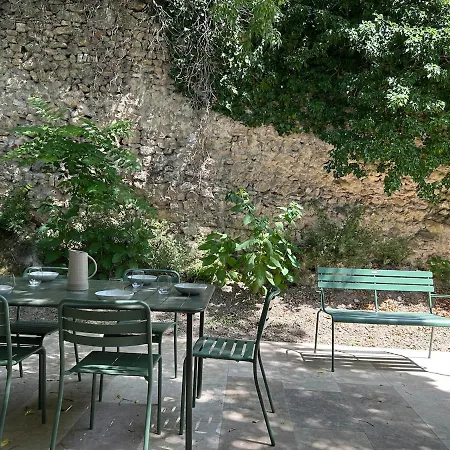 Villa Maison Cachee Dans La Verdure